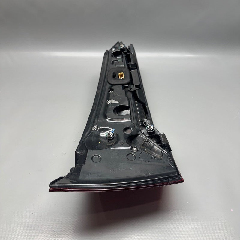 AUDI Q5 TAIL LIGHT RIGHT PASSENGER 2018 2019 2020 OEM 80A945094A