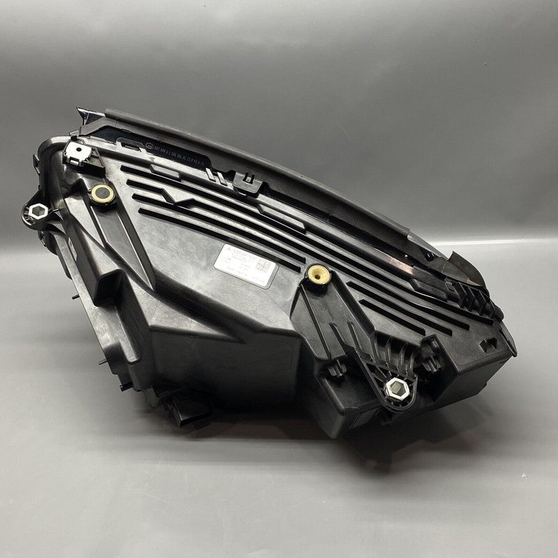 A2539067401 MERCEDES BENZ GLC300 HEADLIGHT RIGHT PASSENGER A2539067401 2020 2021 2022 LED