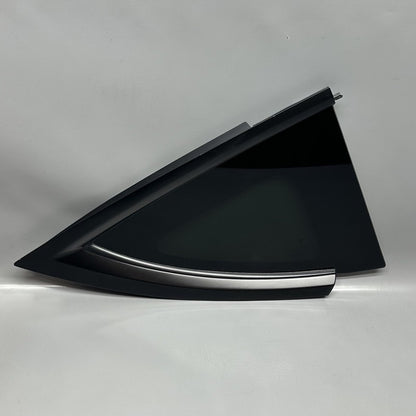 1495741-99-H TESLA MODEL Y QUARTER GLASS RIGHT REAR 2020 2021 2022 2023 OEM 1495741-99-H