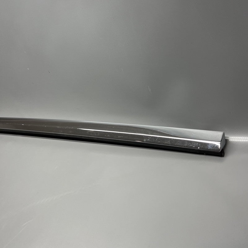 TESLA MODEL X DOOR WINDOW MOLDING RIGHT FRONT 2016 2017 2018 2019 2020 OEM