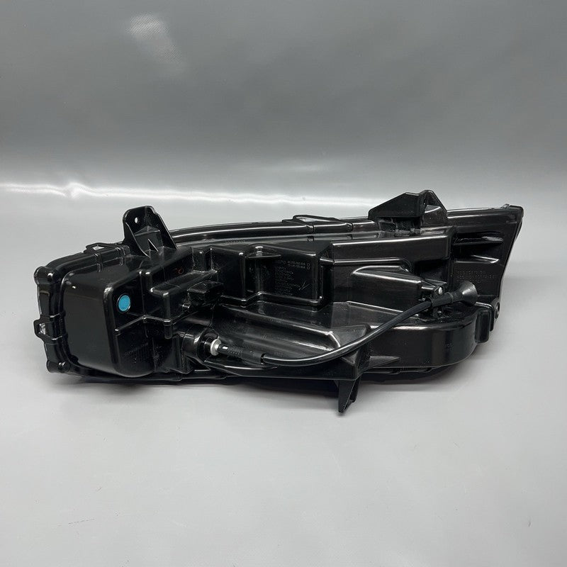 FORD MUSTANG FOG LIGHT RIGHT PASSENGER 2018 2019 2020 2021 2022 OEM