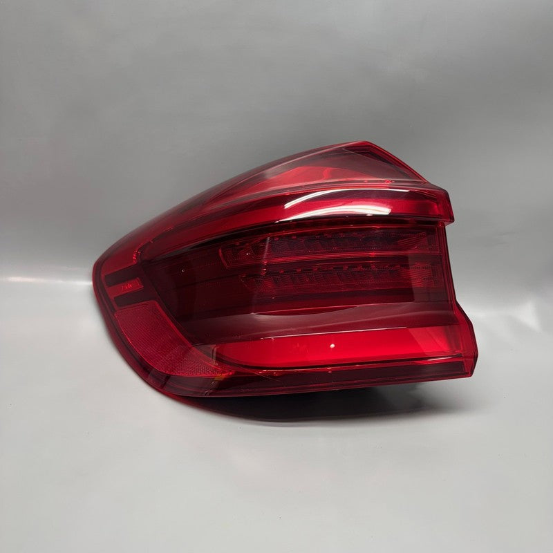 BMW X3 TAIL LIGHT INNER LEFT DRIVER 2018 2019 2020 2021 OEM H374087391