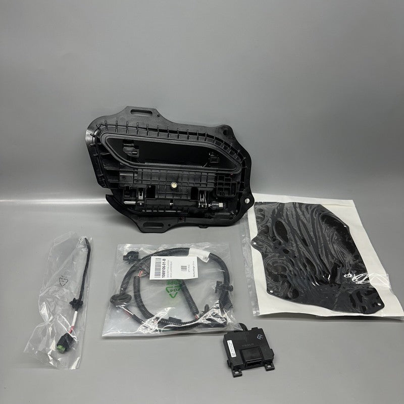 1133398-00-A TESLA MODEL S DOOR HANDLE RIGHT REAR 2016 2017 2018 2019 2020 OEM 1133398-00-A