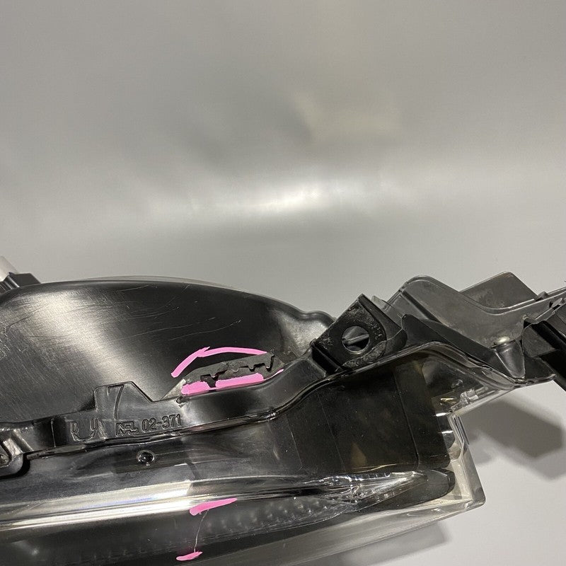 TOYOTA COROLLA HEADLIGHT RIGHT PASSENGER HALOGEN 2017 2018 2019 OEM