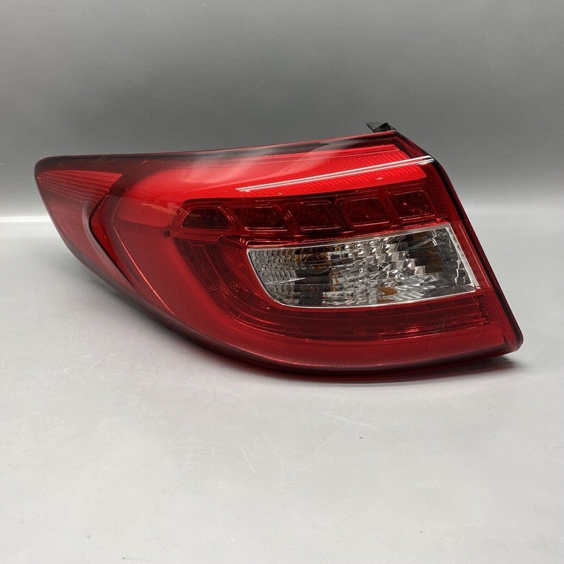 HYUNDAI SONATA TAIL LIGHT LEFT DRIVER 2015 2016 2017 LED OEM 92401-C21