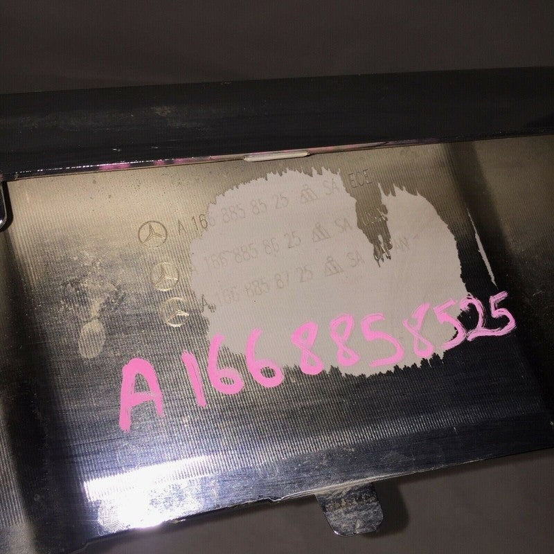 a1668858525 MERCEDES BENZ ML350 ML550 FRONT BUMPER LOWER CHROME AMG 2013 2014 2015 OEM