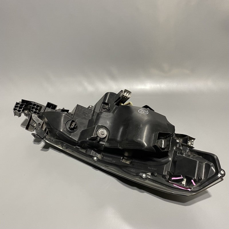 TOYOTA COROLLA HEADLIGHT LEFT DRIVER HALOGEN 2017 2018 2019 OEM