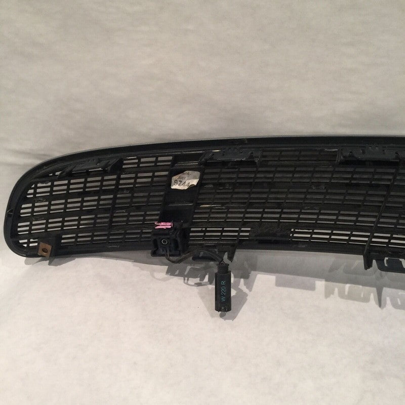 2208800225 MERCEDES BENZ S430 HOOD VENT GRILLE TRIM 2000 2001 2002 2003 2004 2005 2006 OEM