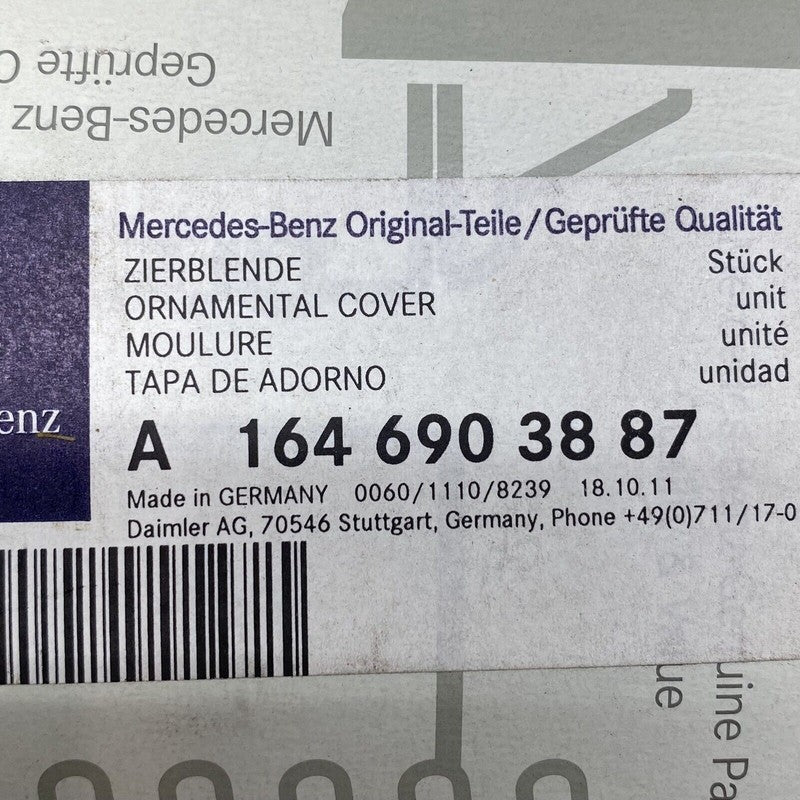 A1646903887 MERCEDES BENZ GL450 EXTERIOR DOOR MOULDING TRIM RIGHT REAR 2007 08 09 10 11 12 