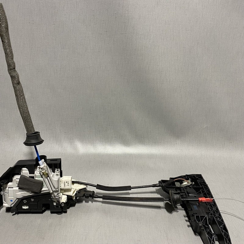 4H0839885 AUDI A8 DOOR HANDLE WITH LOCK LATCH 2011 2012 2013 2014 2015 2016 2017 OEM