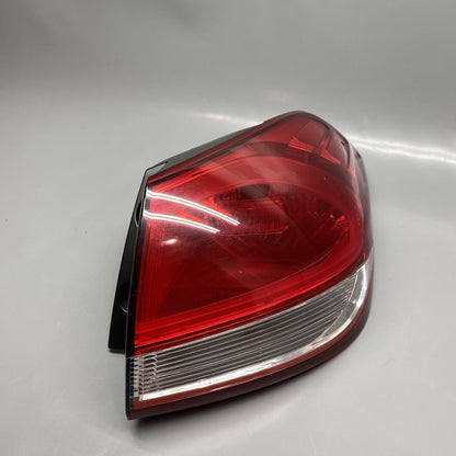 92402-A7 KIA FORTE TAIL LIGHT RIGHT PASSENGER SIDE 92402-A7 2014 2015 2016 2017 2018 OEM 