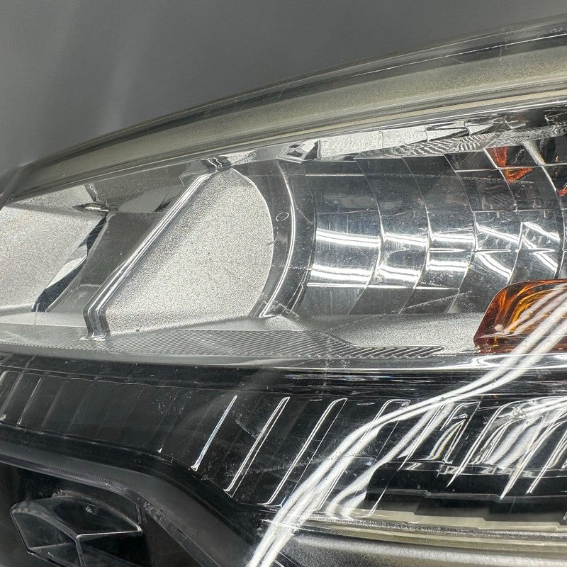 FORD EXPLORER HEADLIGHT LEFT DRIVER 2018 2019 HALOGEN OEM JB53-13006-B