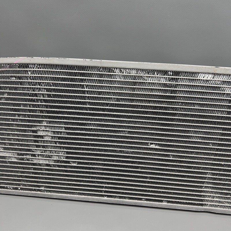 6007372-00-A TESLA MODEL S RADIATOR COOLER CENTER 2012 2013 2014 2015 OEM 6007372-00-A