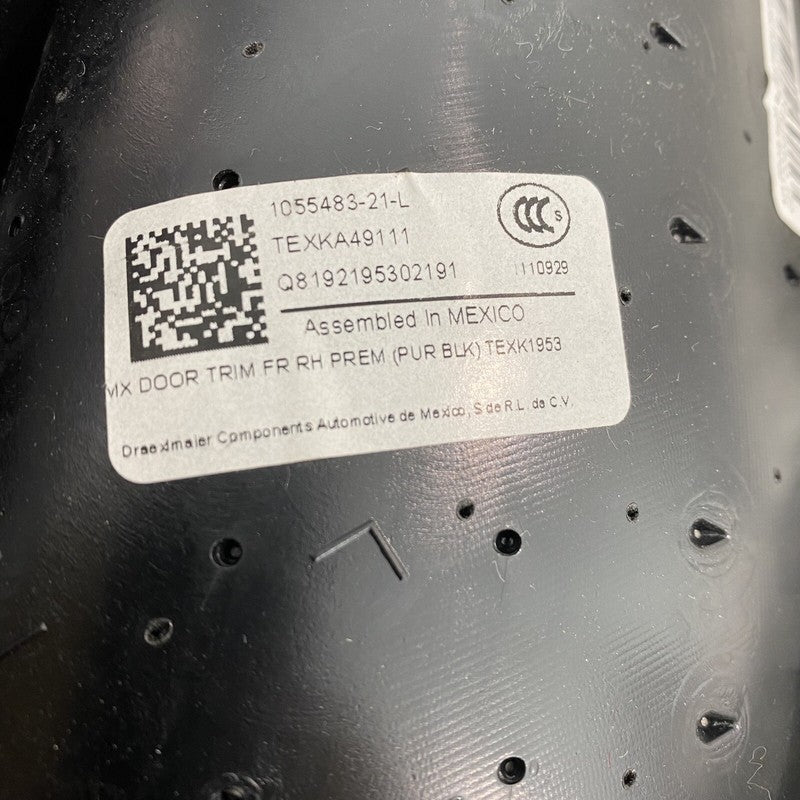 1055483-21-L TESLA MODEL X DOOR TRIM RIGHT FRONT 2016 2017 2018 2019 2020 OEM 1055483-21-L