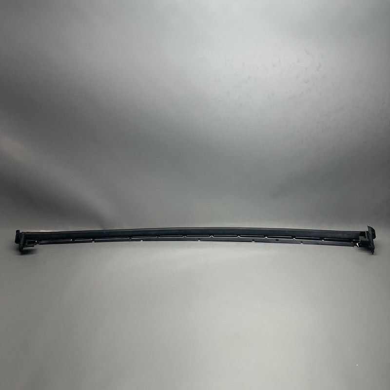 1073247-S0-B TESLA MODEL X FALCON CANTRAIL SEAL RIGHT REAR 2016 17 18 19 2020 1073247-S0-B
