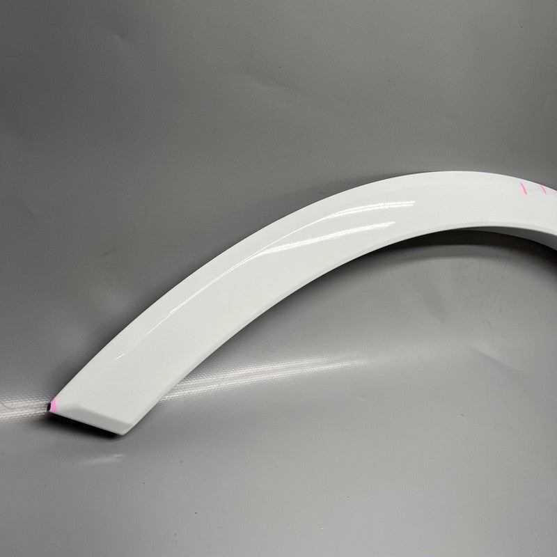 4M0853026E AUDI Q7 FENDER FLARE MOLDING RIGHT REAR 2016 2017 2018 2019 2020 OEM 4M0853026E