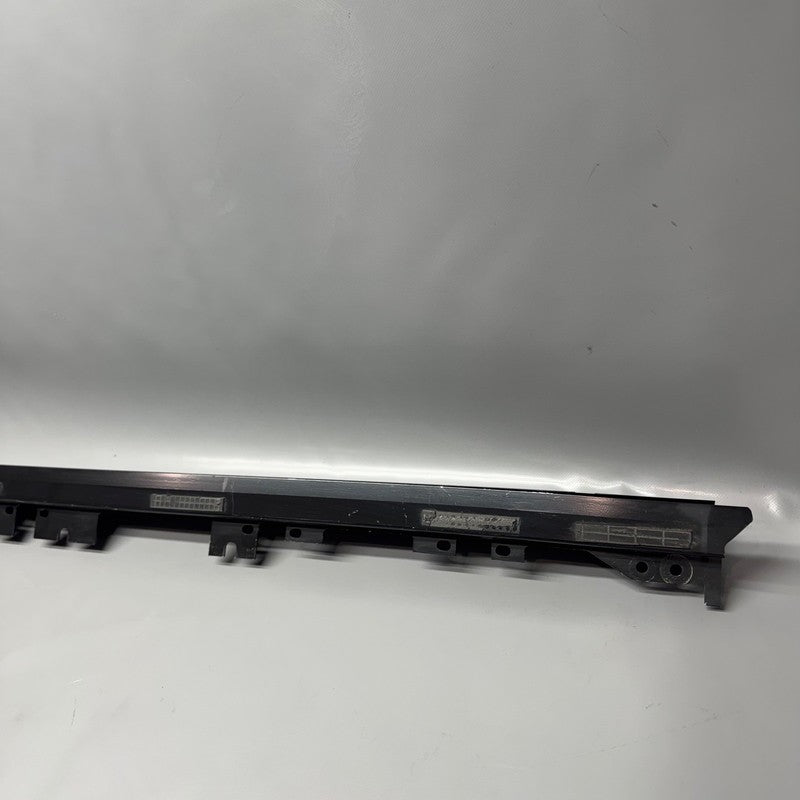 TESLA CYBERTRUCK HORIZONAL GUIDE RAIL RIGHT 2024 2025 OEM 1852128-98-D