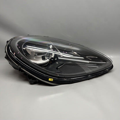 95B941010AR PORSCHE MACAN HEADLIGHT RIGHT PASSENGER 2019 2020 2021 FULL LED OEM 95B941010AR