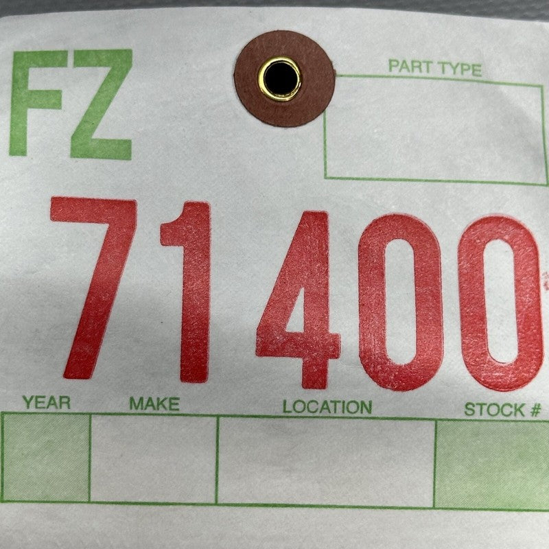 8W0857527A AUDI A4 MIRROR COVER RIGHT 2018 2019 2020 2021 2022 2023 OEM 8W0857527A