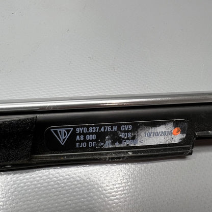 9Y0837476H PORSCHE CAYENNE DOOR BELT MOLDING RIGHT FRONT 2019 2020 OEM 9Y0837476H