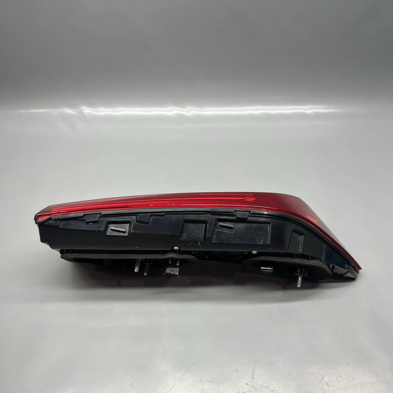 H8744229304 BMW X7 TRUNK  TAIL LIGHT LEFT DRIVER 2019 2020 2021 2022 LED OEM H8744229304