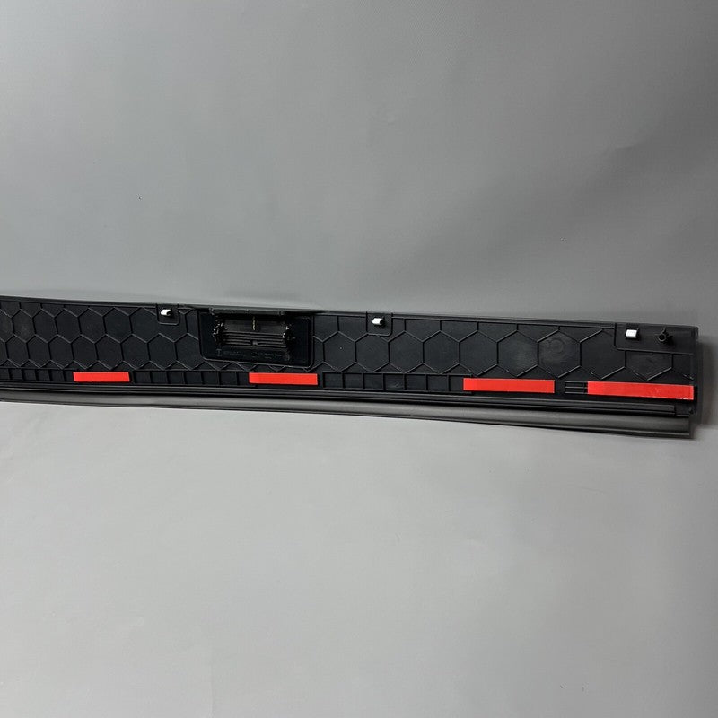 1741539-00-F TESLA CYBERTRUCK BEDSIDE SAIL APPLIQUE RIGHT 2023 2024 OEM 1741539-00-F