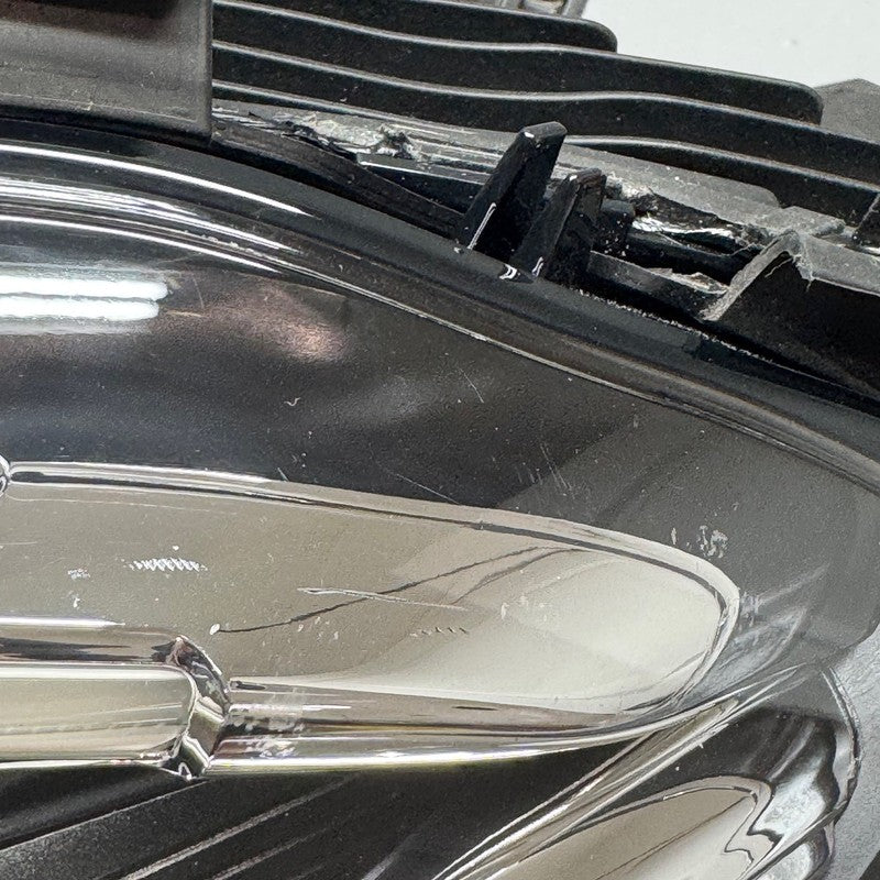 MERCEDES BENZ GLC300 HEADLIGHT LEFT DRIVER 2020-2022 LED OEM A25390608