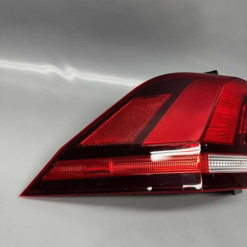 VOLKSWAGEN TIGUAN TAIL LIGHT LEFT DRIVER 2018 2019 2020 OEM 5NN945095A