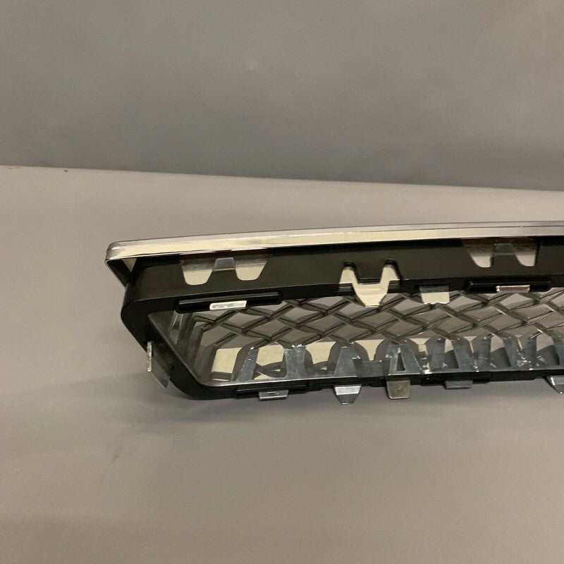 15208001 CHEVY SUBURBAN 1500 GRILLE LOWER TRIM 2008 2009 2010 2011 2012 2013 2014 OEM