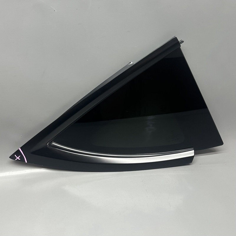 1495741-00-E TESLA MODEL Y QUARTER GLASS RIGHT REAR 2020 2021 2022 2023 OEM 1495741-00-E