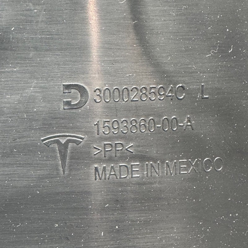TESLA MODEL 3 DOOR PANEL LEFT FRONT 2017 2018 2019 2020 2021 2022 2023