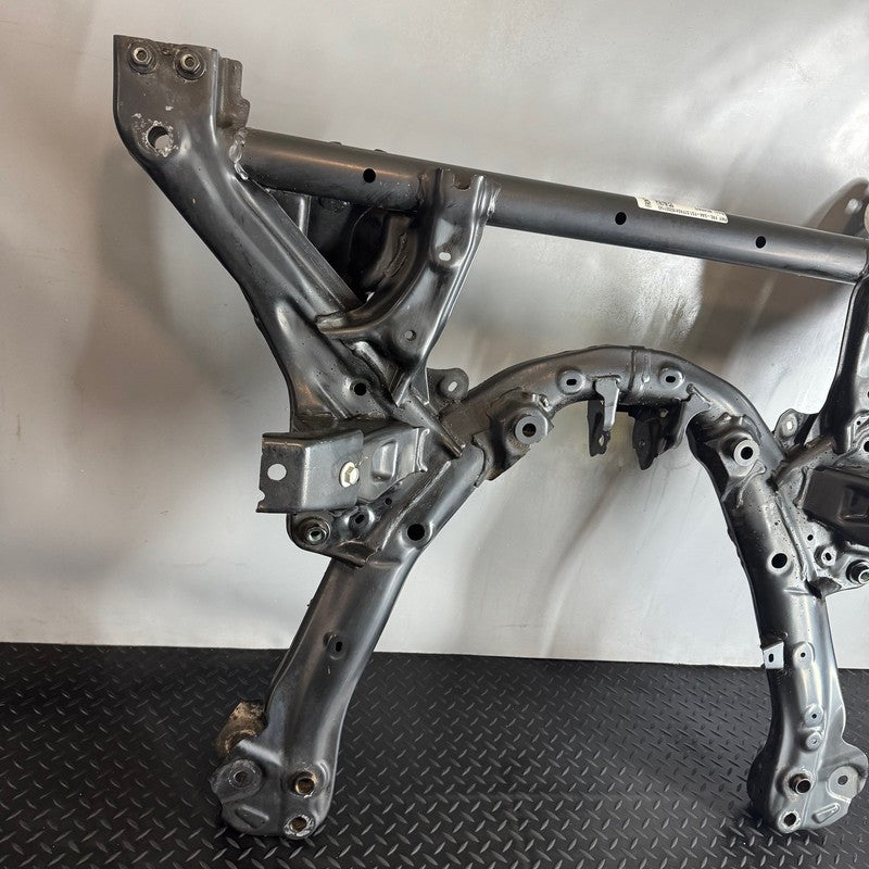 TESLA MODEL Y SUBFRAME CROSSMEMBER FRONT 1044531-00-C 2020 2021 2022 2
