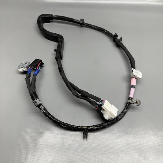 1063405-90-F TESLA MODEL X WIRE HARNESS STRUT LEFT REAR 2016 17 18 19 2020 OEM 1063405-90-F 