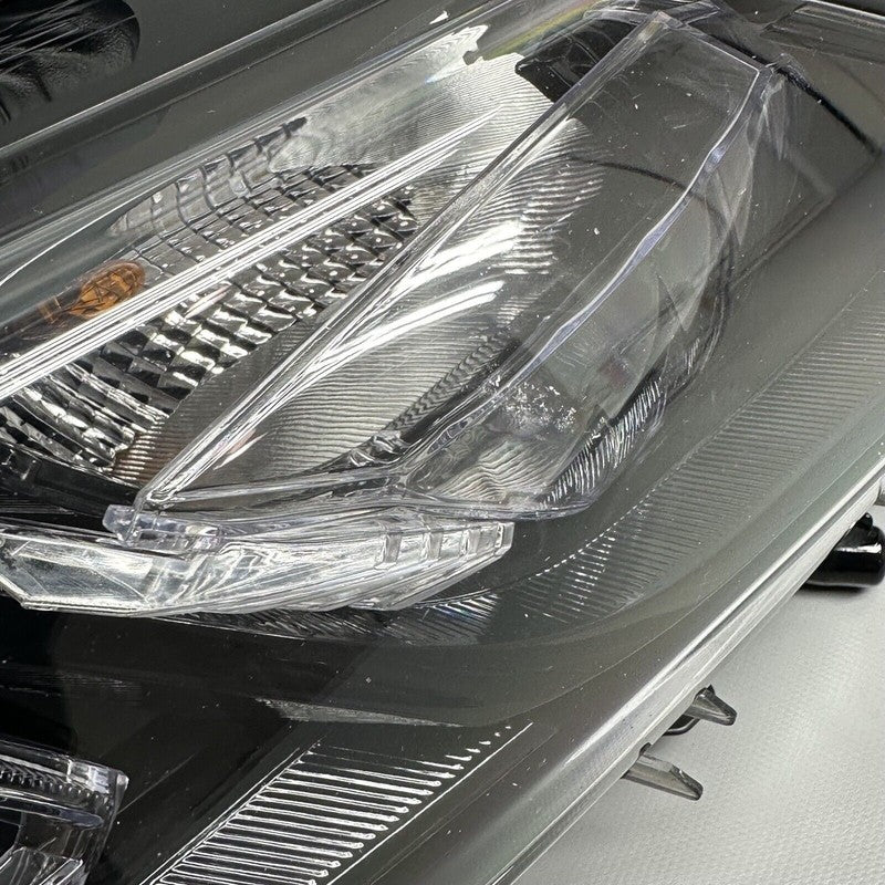 TOYOTA CAMRY HEADLIGHT RIGHT PASSENGER 2018 2019 2020 LED OEM
