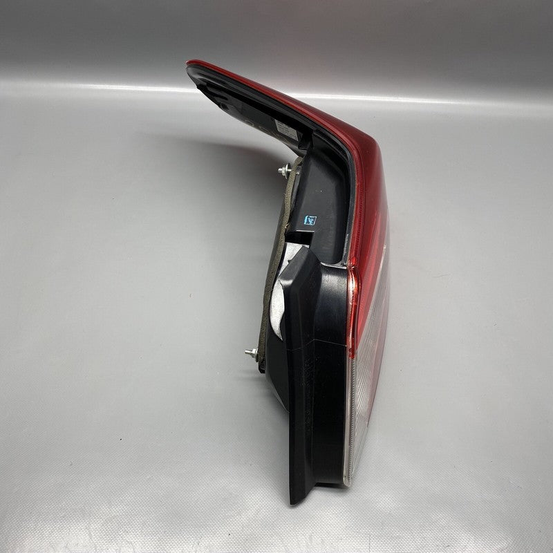 SUBARU WRX TAIL LIGHT RIGHT PASSENGER 84201VA020 2015 2016 17 18 19 20
