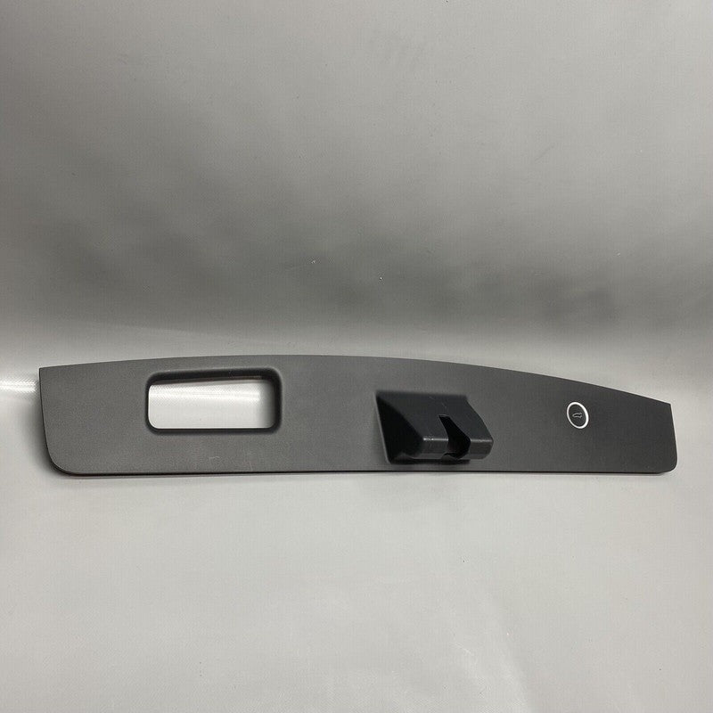 1037897-00-E TESLA MODEL X LIFTGATE TRIM MOLDING LOWER 2016 2017 2018 19 2020 OEM 1037897-00