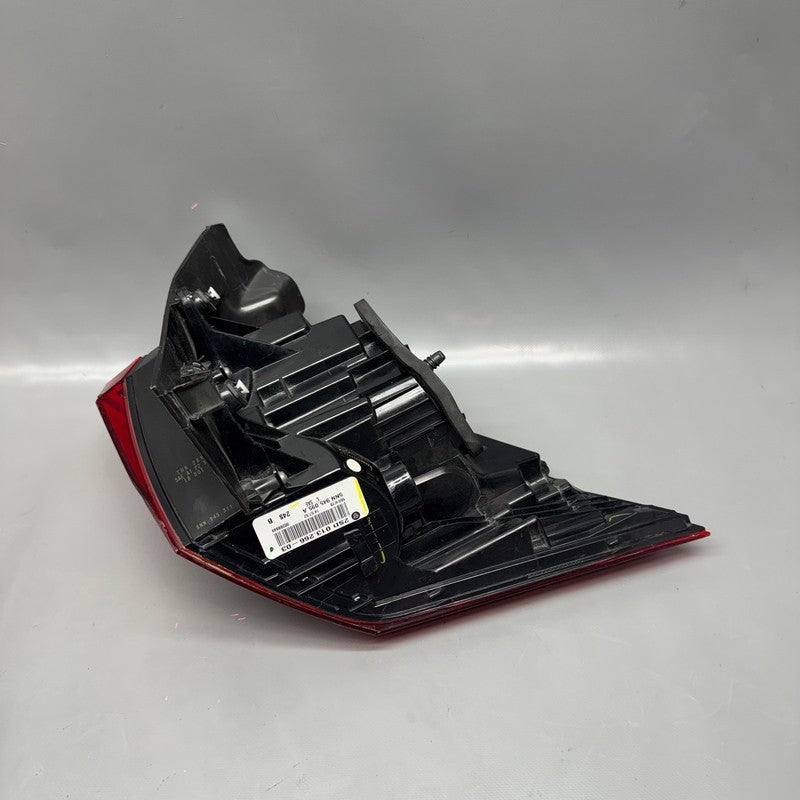 VOLKSWAGEN TIGUA TAIL LIGHT LEFT DRIVER 2018 2019 2020 OEM 5NN945095A