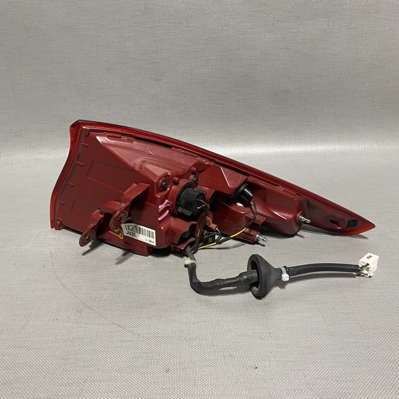 HYUNDAI IONIQ TAIL LIGHT LEFT DRIVER 92401-G2000 2017 2018 2019 OEM