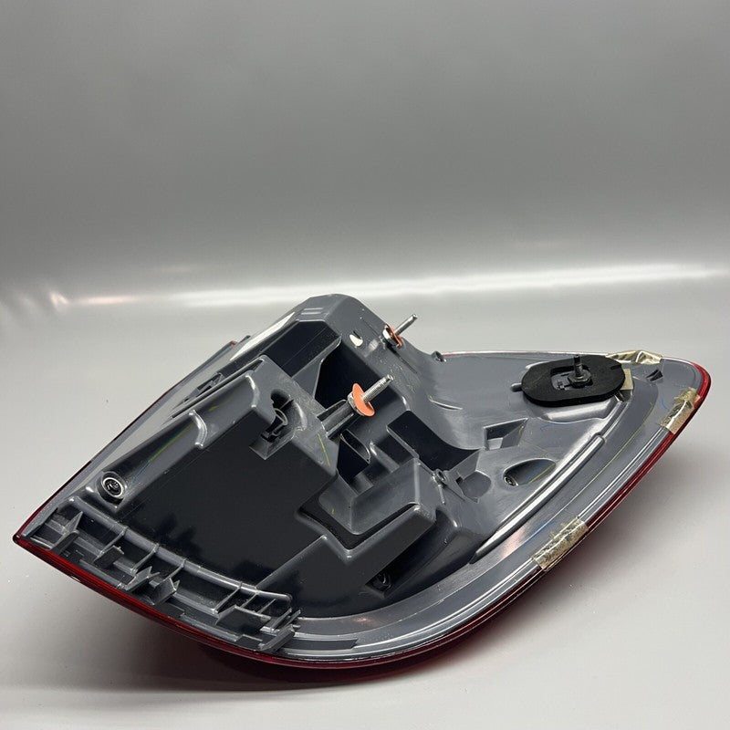 A1669060502 MERCEDES BENZ GLS450 TAIL LIGHT LEFT DRIVER GLS550 LED 2017 2018 2019 OEM