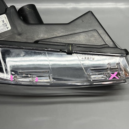 1077390-00-F TESLA MODEL 3 FOG LIGHT RIGHT PASSENGER 2017 18 19 20 21 2022 2 PIN 1077390-00-F