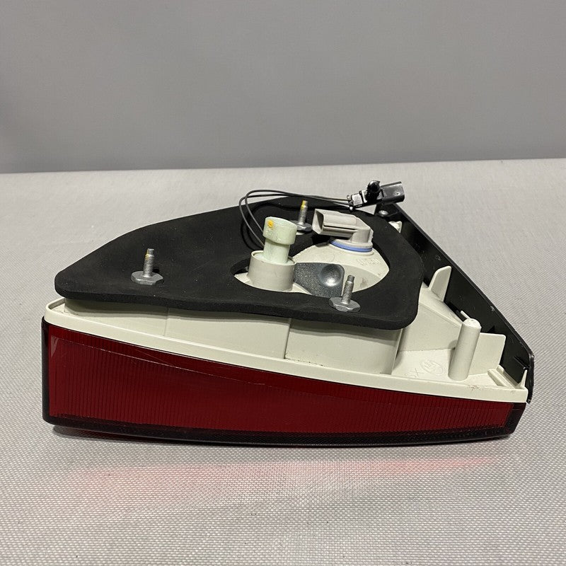 285758 MASERATI GRAN TURISMO TAIL LIGHT INNER LEFT DRIVER LED 2013 2014 2015 2016 2017 