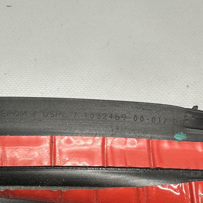 1032469-00-E TESLA MODEL X PRIMARY DOOR SEAL LEFT REAR 2016 17 18 19 2020 OEM 1032469-00-E
