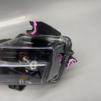 1077391-00-F TESLA MODEL 3 FOG LIGHT LEFT DRIVER 2017 2018 2019 2020 2021 2022 1077391-00-F