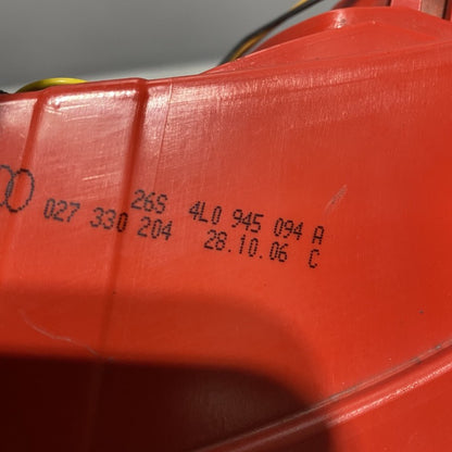 4L0945094A AUDI Q7 TAIL LIGHT RIGHT PASSENGER 4L0945094A 2007 2008 2009 OEM