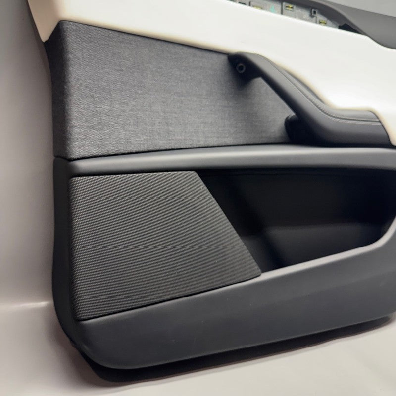 TESLA MODEL X PLAID DOOR PANEL RIGHT FRONT 2021 2022 2023 OEM 1609988-