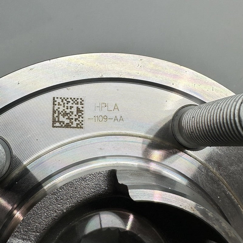 LR081538 LAND ROVER DEFENDER WHEEL HUB 2020 2021 2022 2023 OEM LR081538