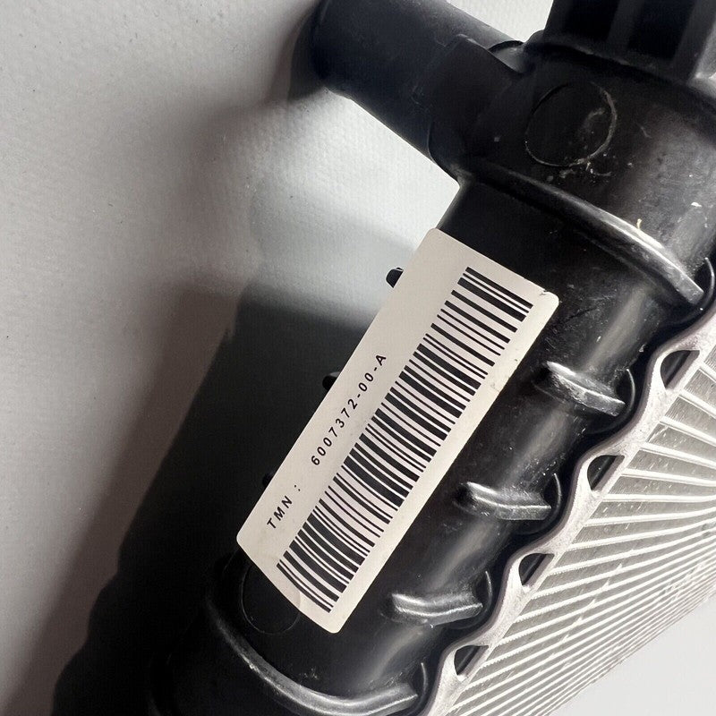 6007372-00-A TESLA MODEL S RADIATOR COOLER CENTER 2012 2013 2014 2015 OEM 6007372-00-A