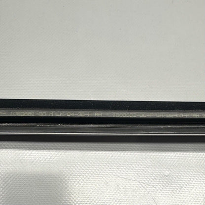 1080684-01-i TESLA MODEL 3 DOOR WINDOW MOLDING RIGHT FRONT 2017 18 19 20 21 2022 1080684-01-i