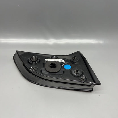1077402-00-G TESLA MODEL 3 TAIL LIGHT TRUNK RIGHT PASSENGER 2017 18 19 20 2021 1077402-00-G
