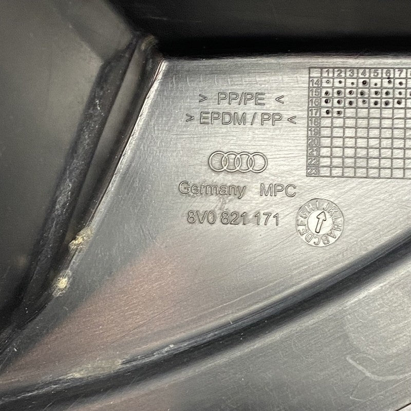 8V0821171 PORSCHE A3 8V FENDER LINER LEFT FRONT 2015 2016 2017 2018 OEM 8V0821171
